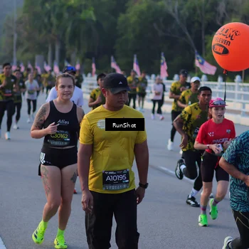 Runner Photo 7111848