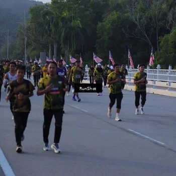 Runner Photo 7111857