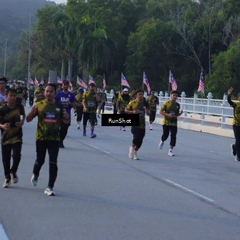 Runner Photo 7111860