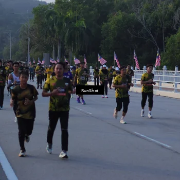 Runner Photo 7111863