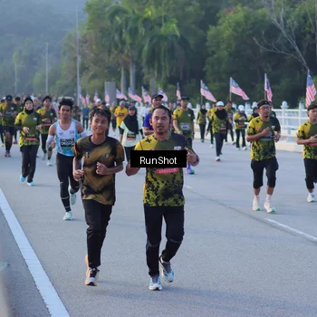Runner Photo 7111869