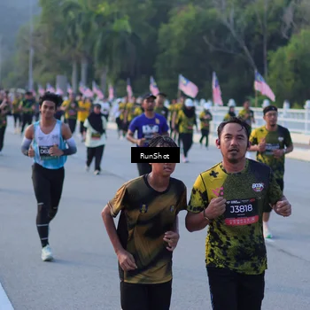 Runner Photo 7111881