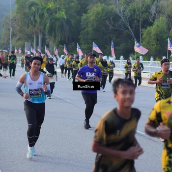 Runner Photo 7111891