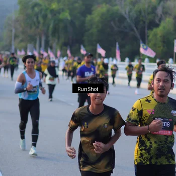 Runner Photo 7111892