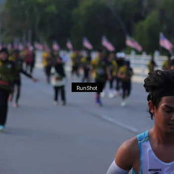 Runner Photo 7111911