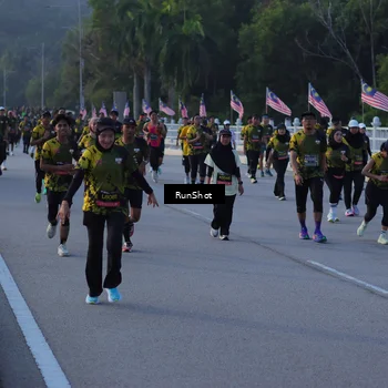 Runner Photo 7111920