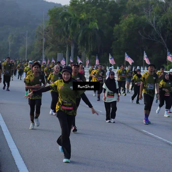 Runner Photo 7111921