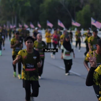 Runner Photo 7111948