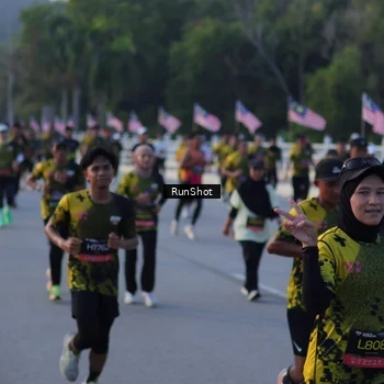 Runner Photo 7111949