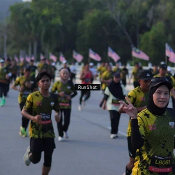 Runner Photo 7111950