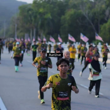 Runner Photo 7111956