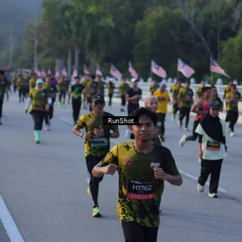 Runner Photo 7111958