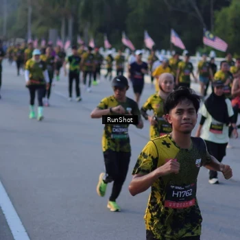 Runner Photo 7111962