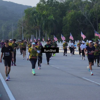 Runner Photo 7111983