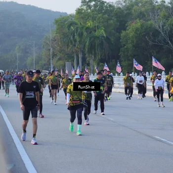 Runner Photo 7111985