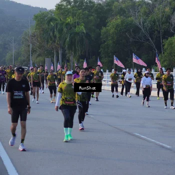 Runner Photo 7111996