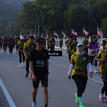 Runner Photo 7112028