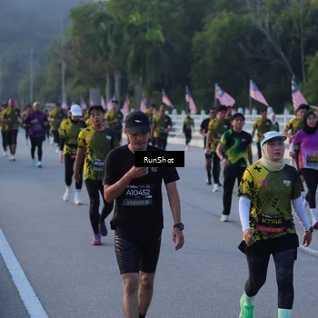 Runner Photo 7112035