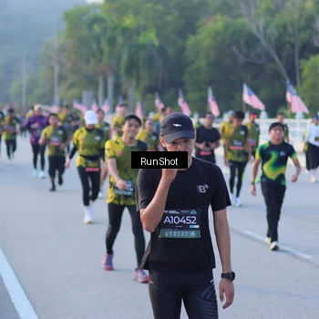 Runner Photo 7112055