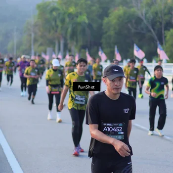 Runner Photo 7112062