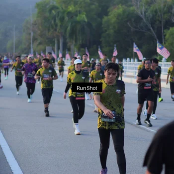 Runner Photo 7112067