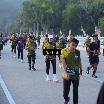 Runner Photo 7112070