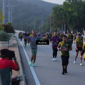 Runner Photo 7112090