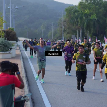 Runner Photo 7112092