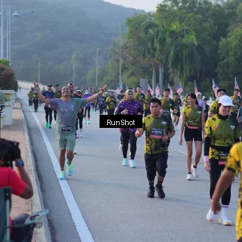 Runner Photo 7112093