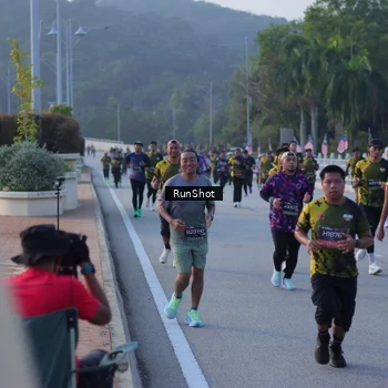 Runner Photo 7112098