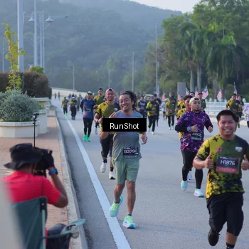 Runner Photo 7112102