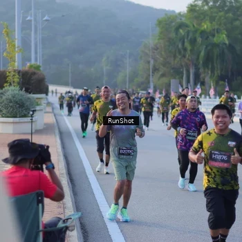 Runner Photo 7112107