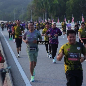 Runner Photo 7112110