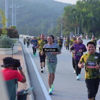 Runner Photo 7112116