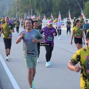 Runner Photo 7112120