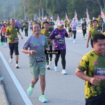 Runner Photo 7112124