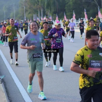 Runner Photo 7112126