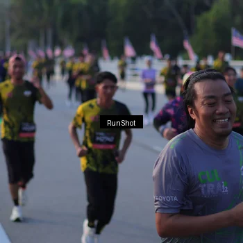 Runner Photo 7112140