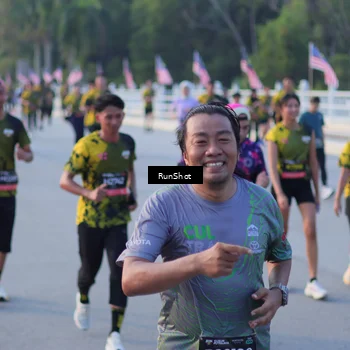Runner Photo 7112142