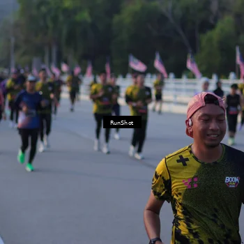 Runner Photo 7112162