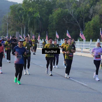 Runner Photo 7112171