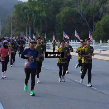 Runner Photo 7112184