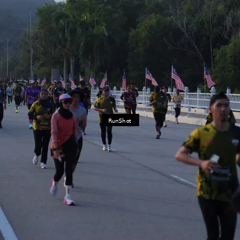 Runner Photo 7112206