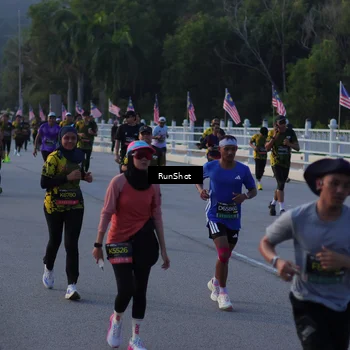 Runner Photo 7112230