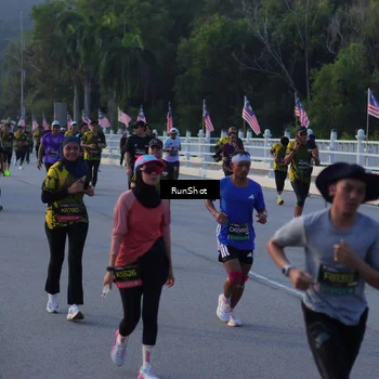 Runner Photo 7112231