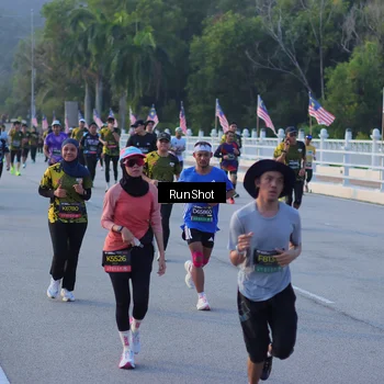 Runner Photo 7112234