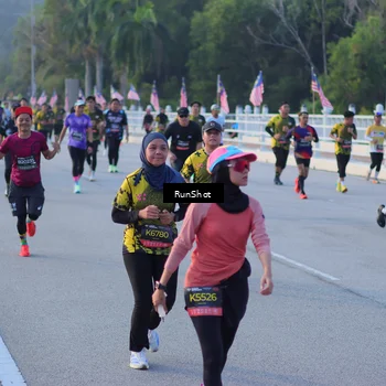 Runner Photo 7112245