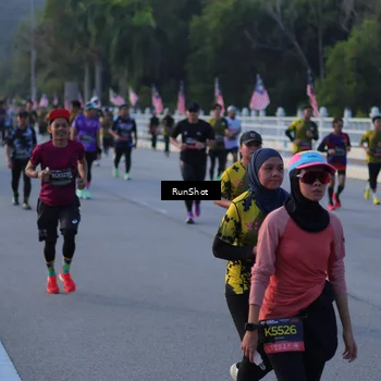 Runner Photo 7112251