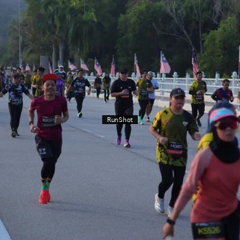 Runner Photo 7112257
