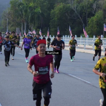 Runner Photo 7112271